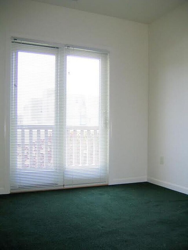 2185 Dwight Way Unit 02