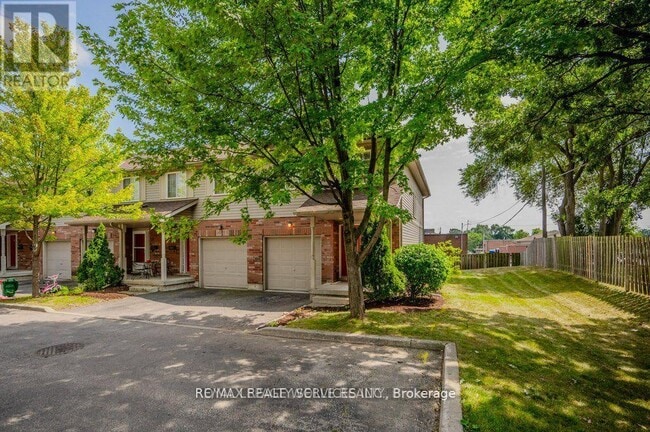 Photo - 120 Dudhope Ave