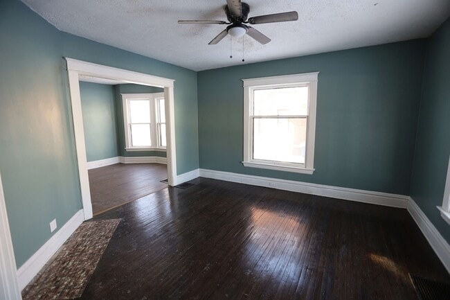 Photo - 1222 Wealthy St SE