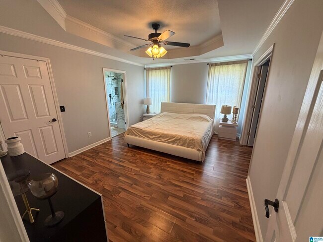 8012 Rockhampton Cir