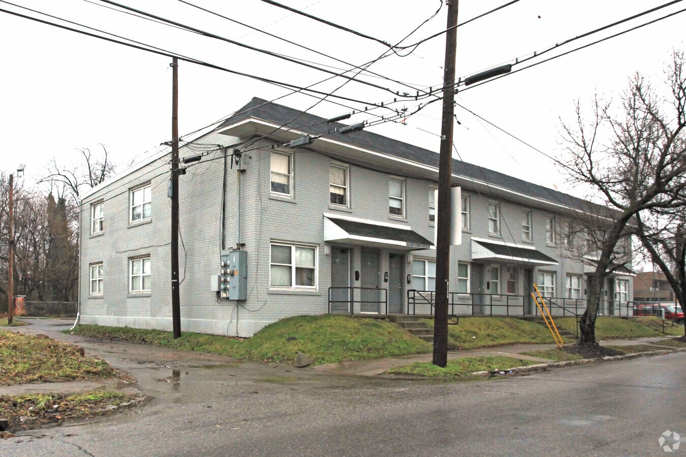 Photo - 539 Louis Coleman Jr Dr Ave Apartments