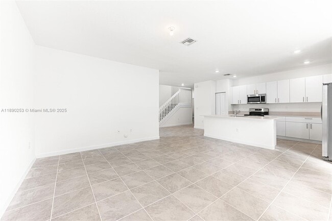 Photo - 2232 SE 30th St