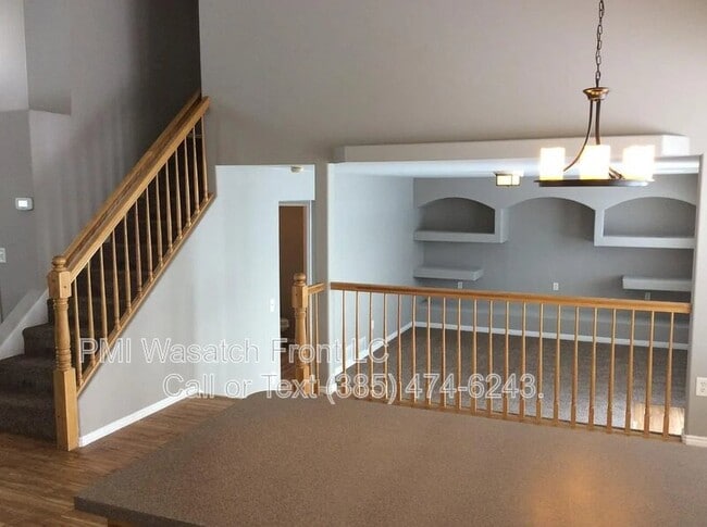 Photo - 8914 Black Pine St