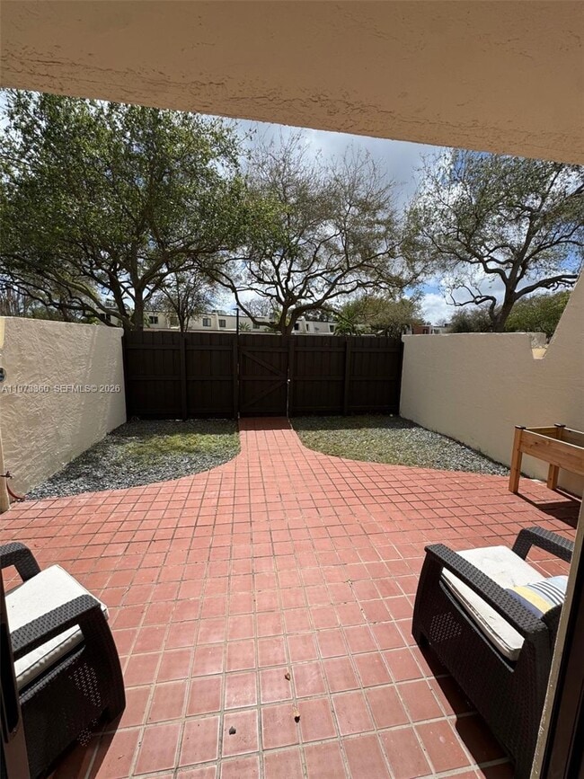 Photo - Southwest 102nd Place, Miami, FL 33173 - 3 BR 2.5 BA townhouse
