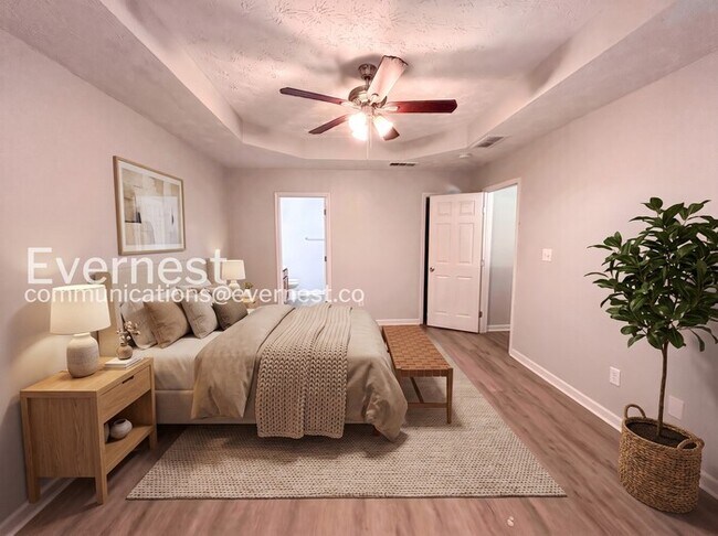 Photo - 3 Bed, 2 Bath Home with Garage / Pet-Friendly / Available Now!