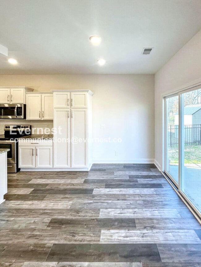 Photo - 637 Battery Ct