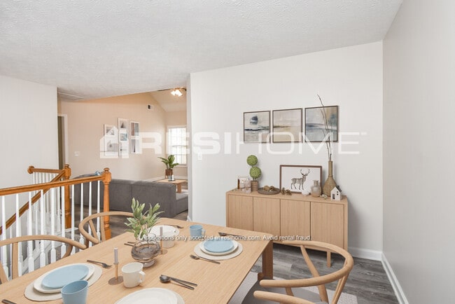 Photo - 25 Nellie Brook Dr SW