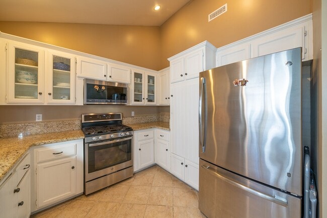 Photo - 211 S Helberta Ave