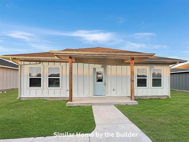 Building Photo - 2030 SW McKinley Ave