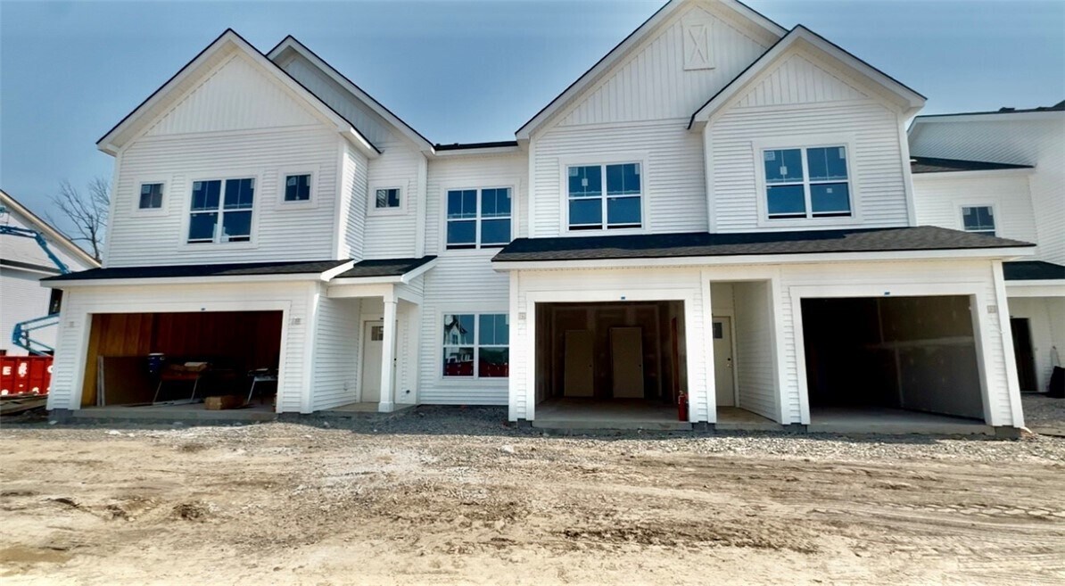 Photo - 10 Erie Ridge Drive