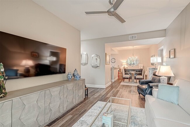 Photo - 11711 Memorial Dr Unit 389