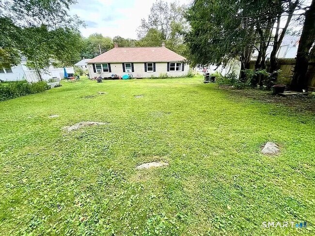 Photo - 180 Circle Dr