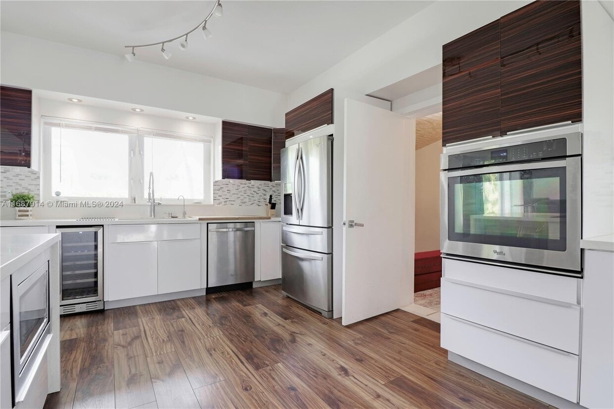 Photo - 787 NE 87th St (Miami, FL)