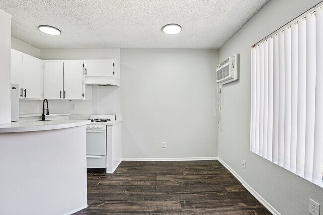 238 South Serrano Ave