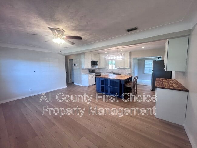 Photo - 6801 29th Terrace N