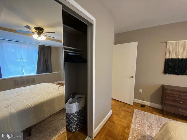 Building Photo - 1121 Arlington Blvd Unit 243