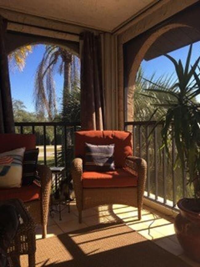 Rose Garden Furnished Unit Available May - Nov