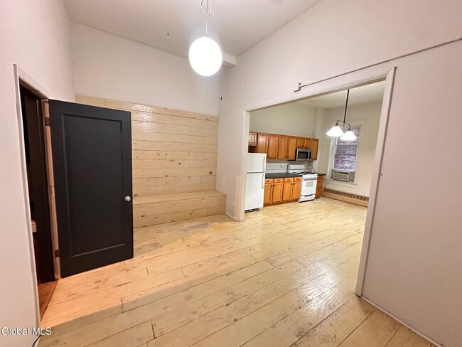 Photo - 53 3rd St Unit 2A