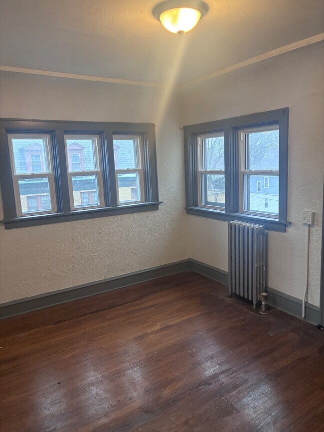 Photo - 4821 W Burleigh St