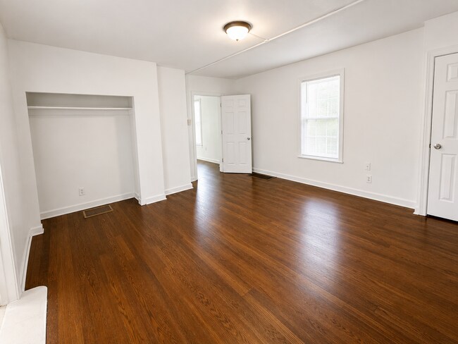1514 E 24th Ave