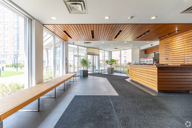 Photo - 798 Richmond Street West Unit 520