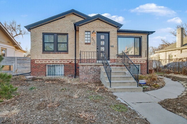 Building Photo - 3021 Columbine St