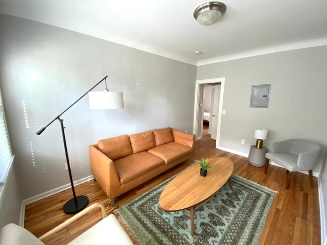 Baker Street Apartments