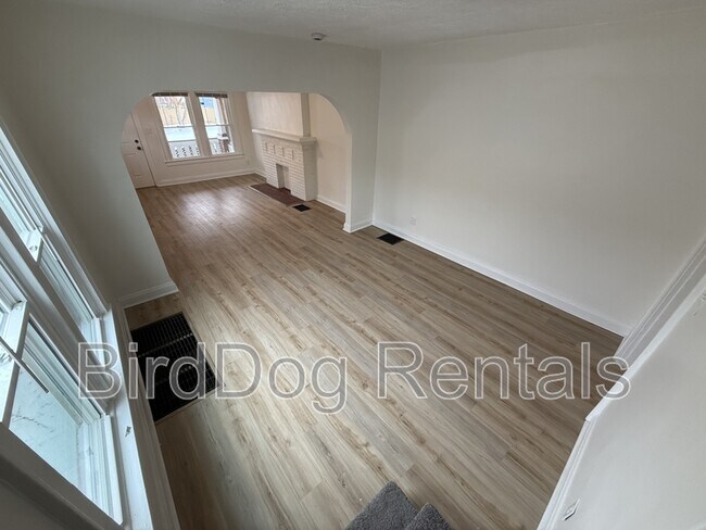 Photo - 1295-1297-1297 Lockbourne Rd