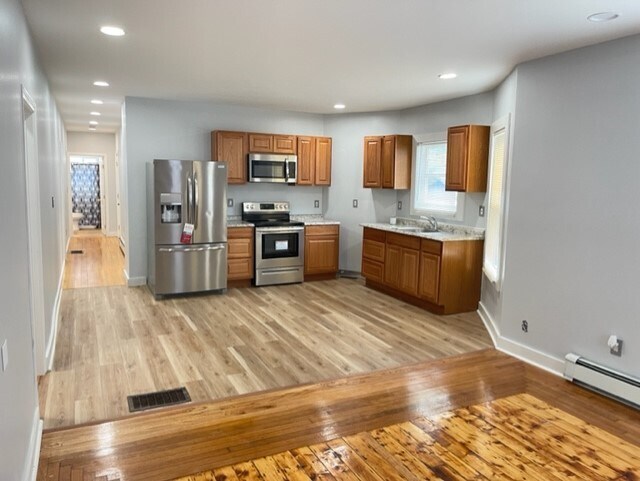 Photo - 37 Allen St Unit 1