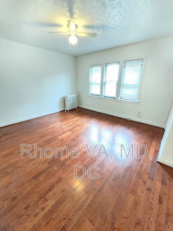 Photo - 515 Franklin St NE Unit 2