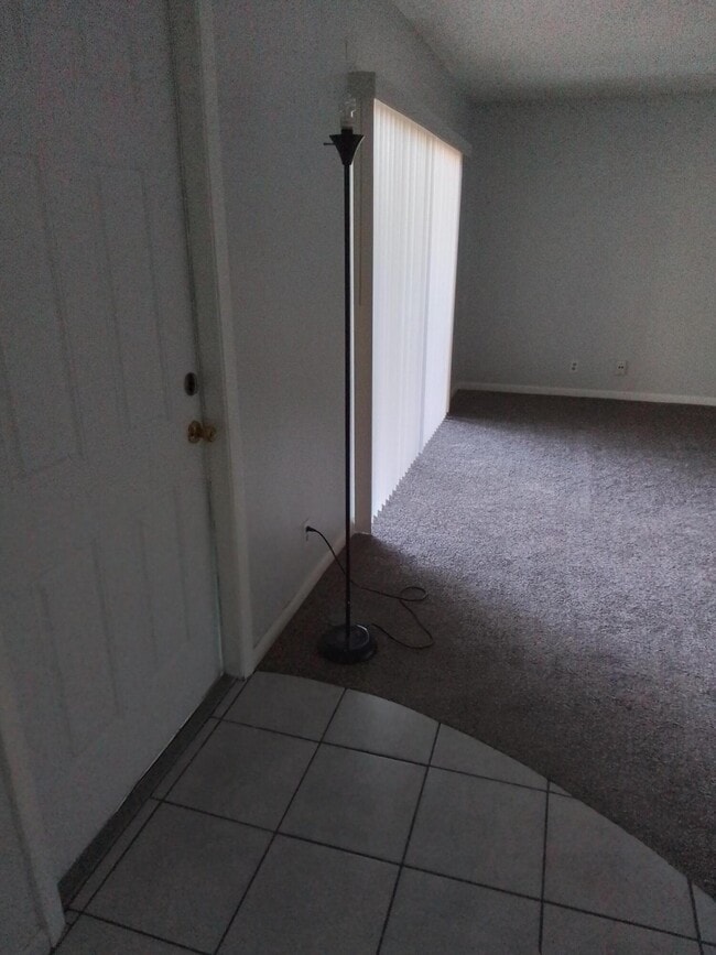 Photo - 1458 N Lawnwood Cir