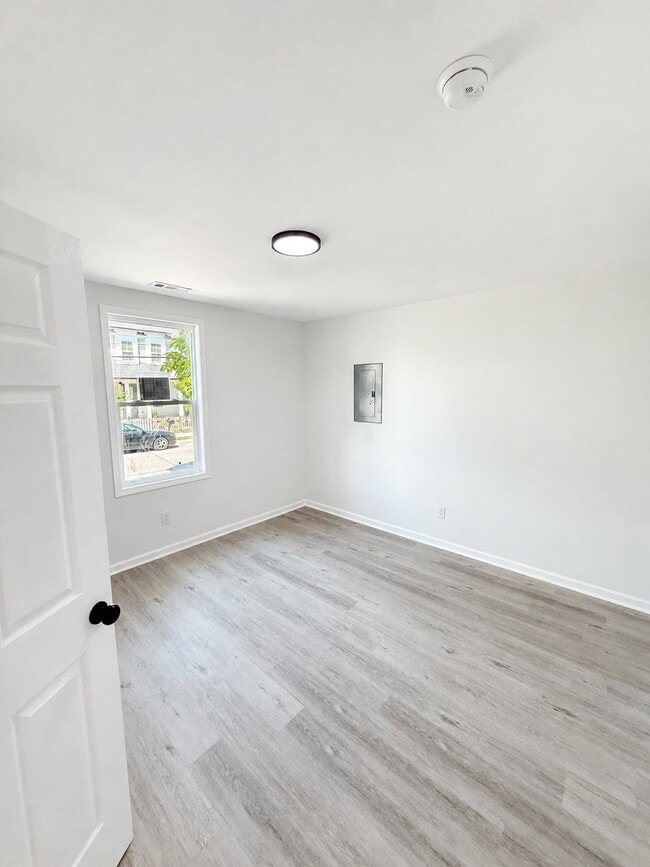 Photo - 1808 Cephas St