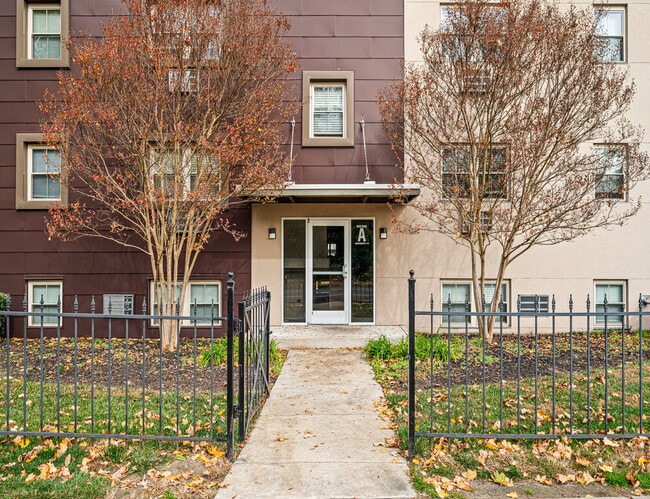 greene-manor-exteriors-8-of-31-1-2