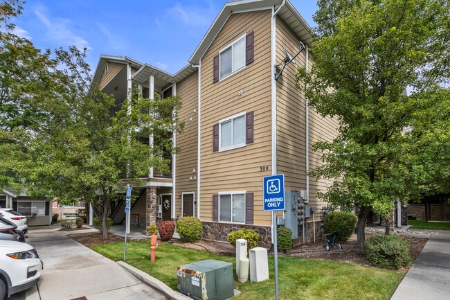 Building Photo - 389 S State St Unit 20 Rental