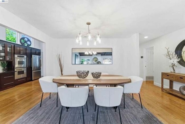 Building Photo - 36017 Plumeria Way
