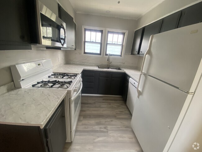 Building Photo - 97 Helen St Unit 1 Rental