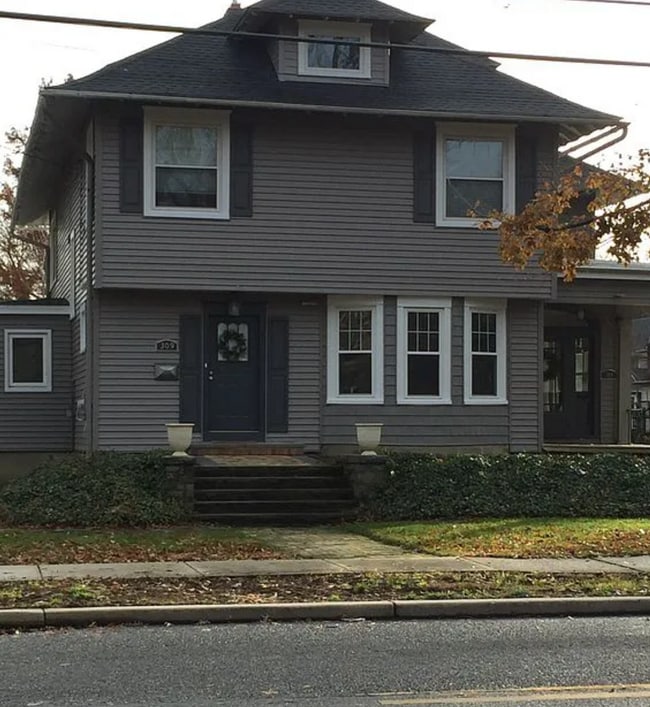 309 WARWICK RD. - 309 Warwick Rd Unit 309 Warwick rd
