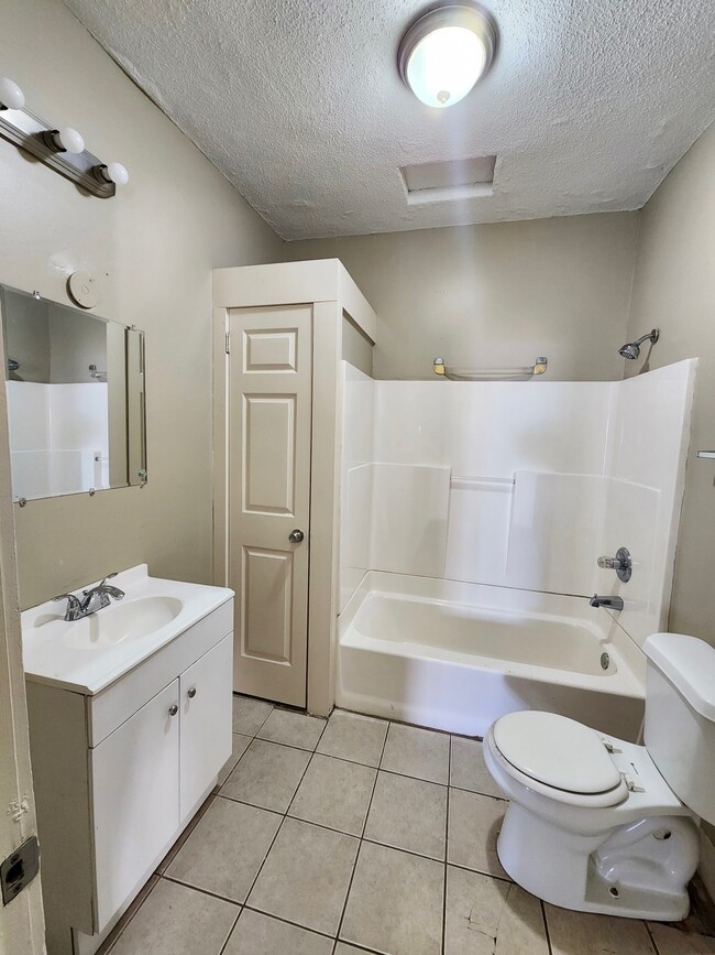 Photo - 2129 30th Ave N