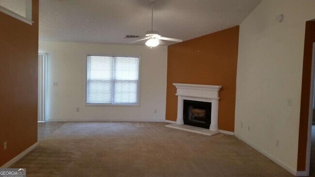 Photo - 5511 Walnut Ln