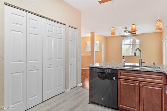 Photo - 6361 Aragon Way Unidad 208