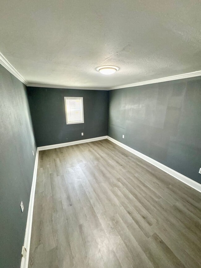 Photo - Discover 1501 ½ Clover Street!