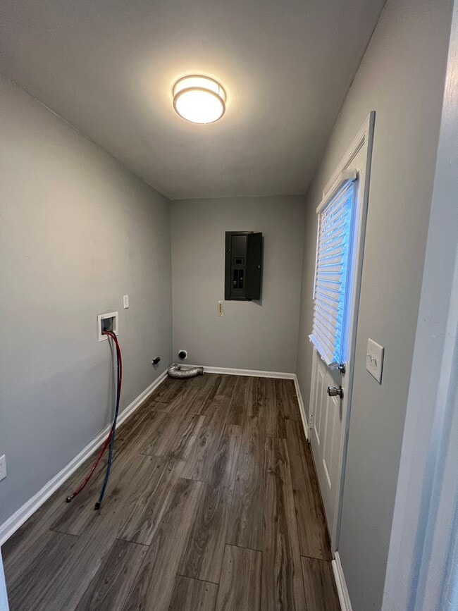 Photo - Great Location Just Off Broad St.