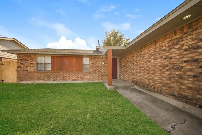 Photo - 8512 NW 86th St