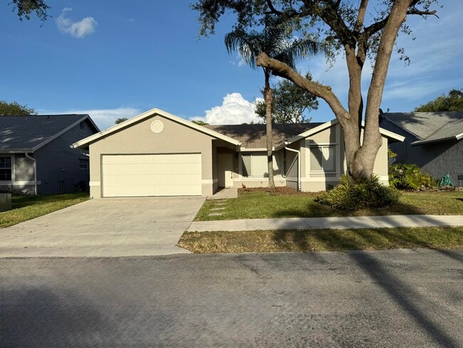 Photo - 5810 NW 37th Ave