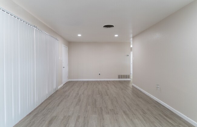 Photo - 4228 Dawn Ave