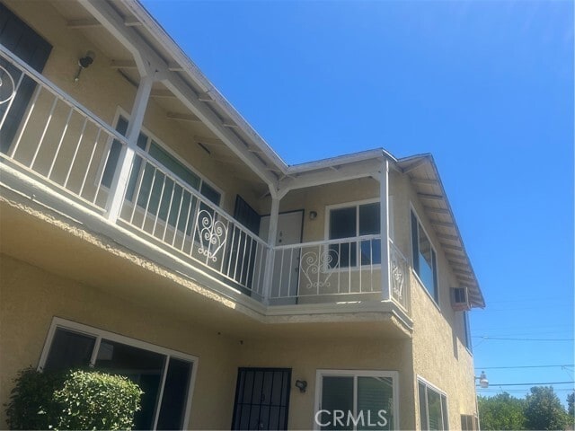 Photo - 14222 Sylvan St Apartment