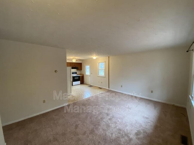 Photo - 8442 Indiantown Rd