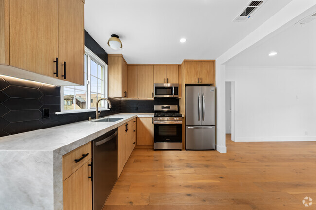 Building Photo - 5234 W Olympic Blvd Unit 5234 Rental