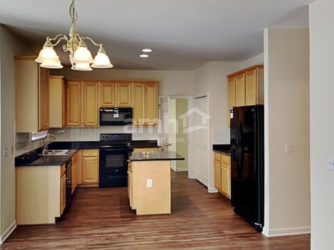 Photo - 420 Laurel Hills Dr