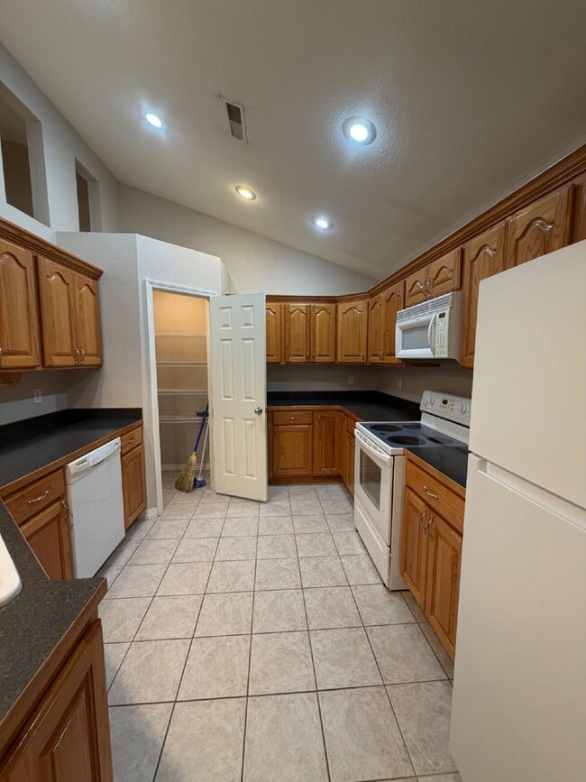 Photo - "Charming 3-Bedroom Summerbrooke home with 2 Full Baths with Fenced in, flat back yard”